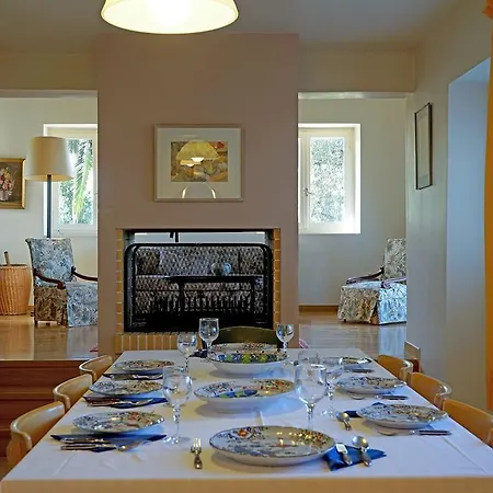 Epidaurus Olive نيا إيبيدافروس