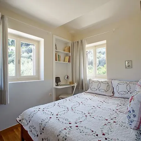 Epidaurus Olive Νέα Επίδαυρος